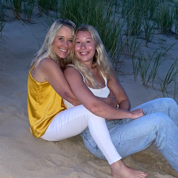 Meet your Posher, Kathy - Picture 3 of 6